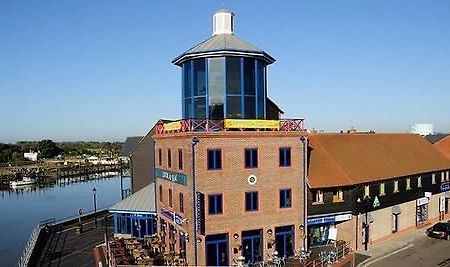 Yha Littlehampton Hostel Εξωτερικό φωτογραφία